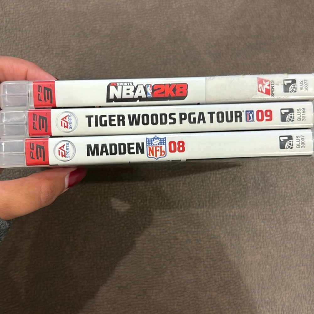 EA SPORTS: PlayStation 3 bundle: madden 08, tiger woods PGA tour 09, 2k nba2k8